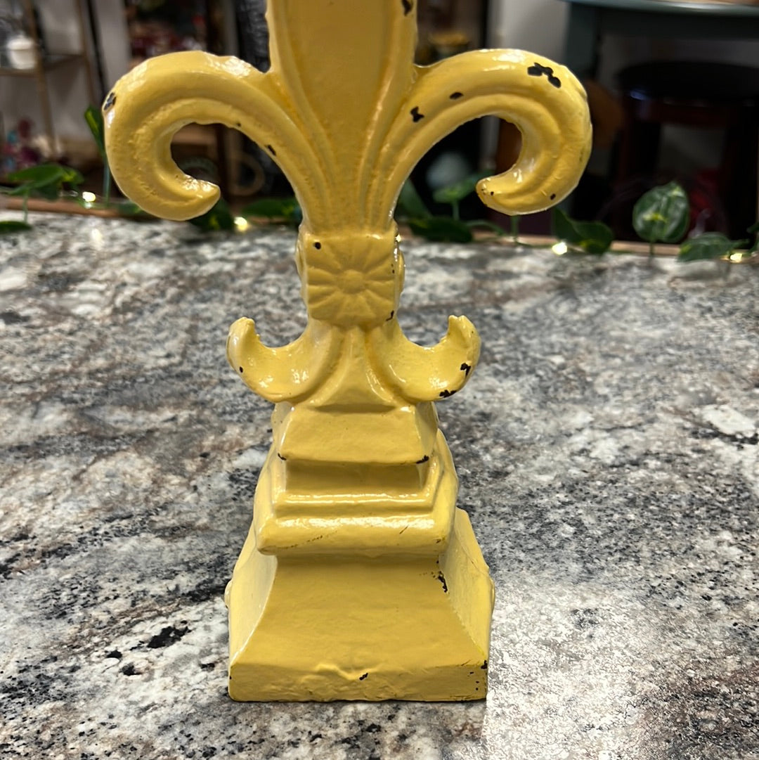 Yellow Rustic Pillar