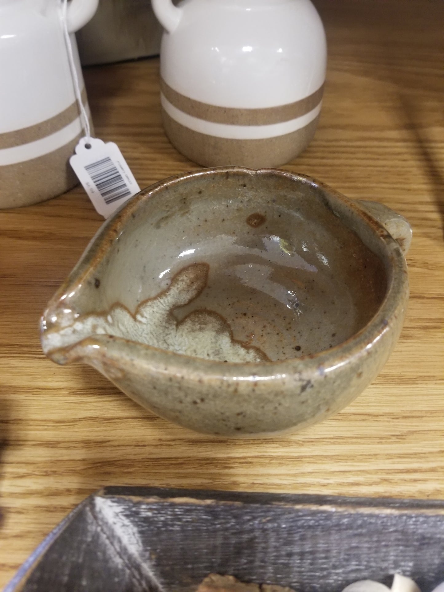 Poterey creamer