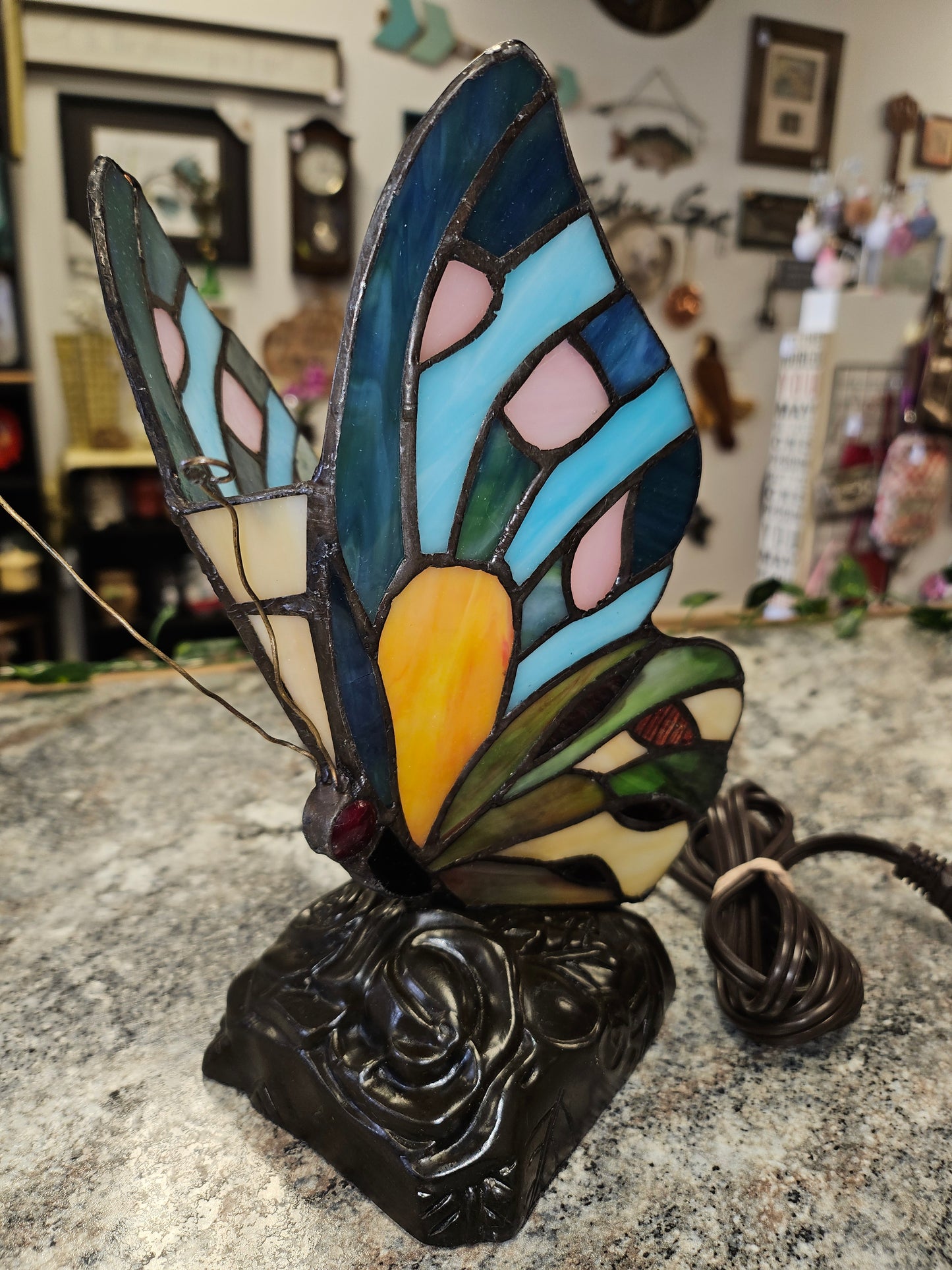 Stained glass lamp
