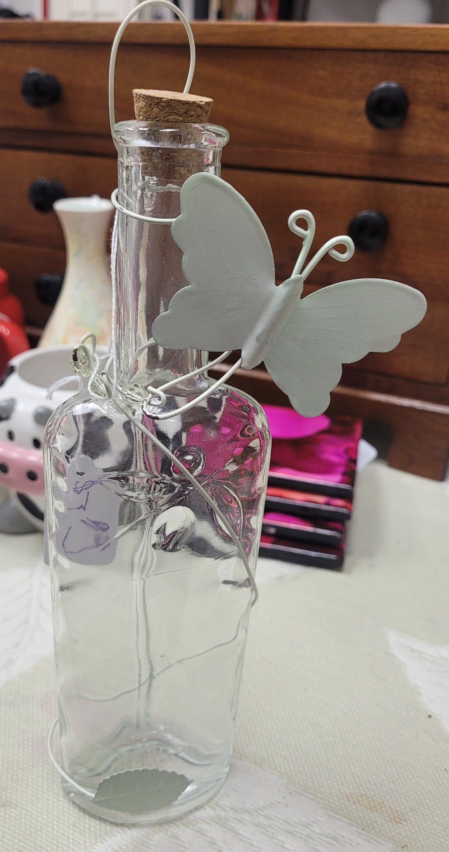 Butterfly jar