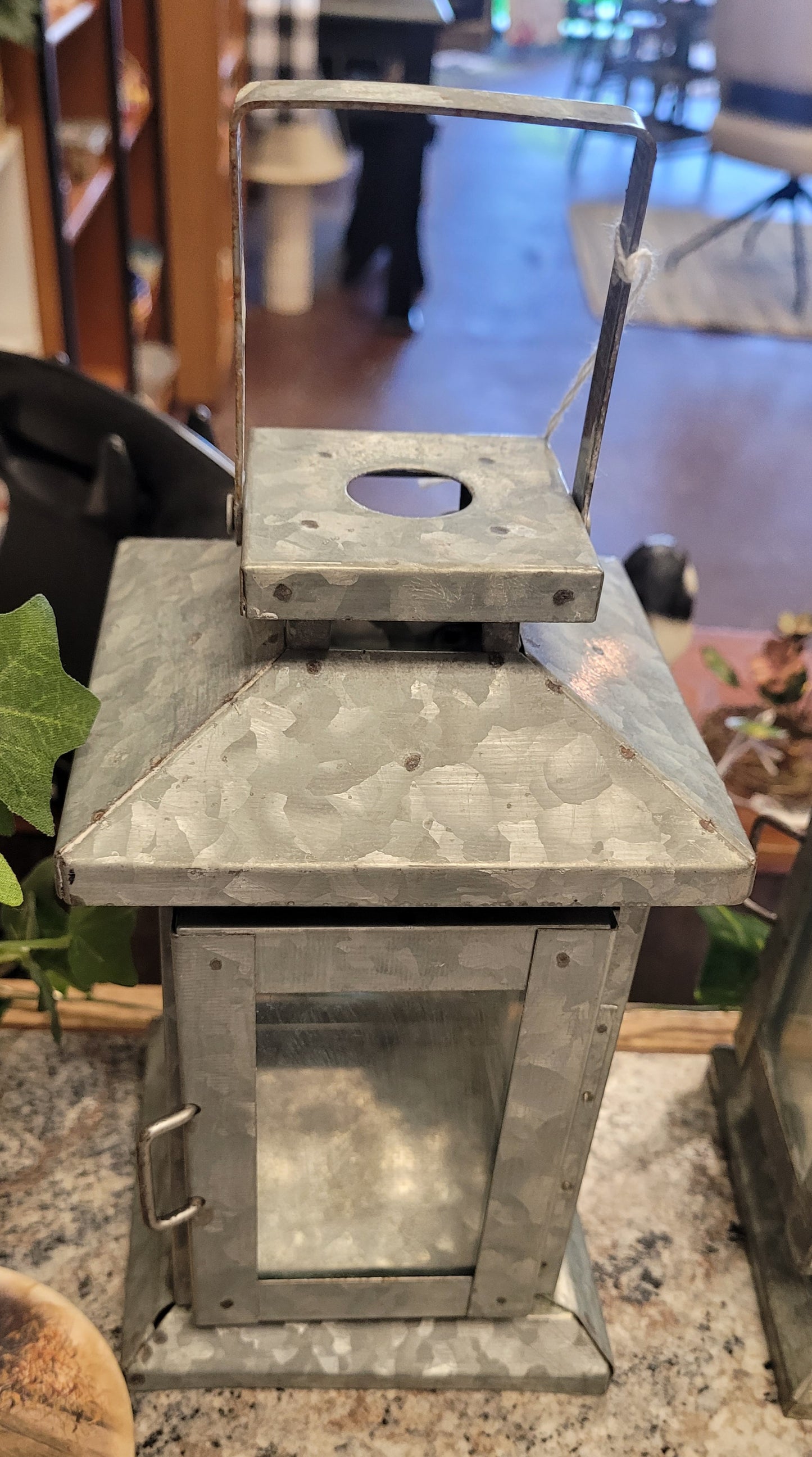 Lantern tin 2