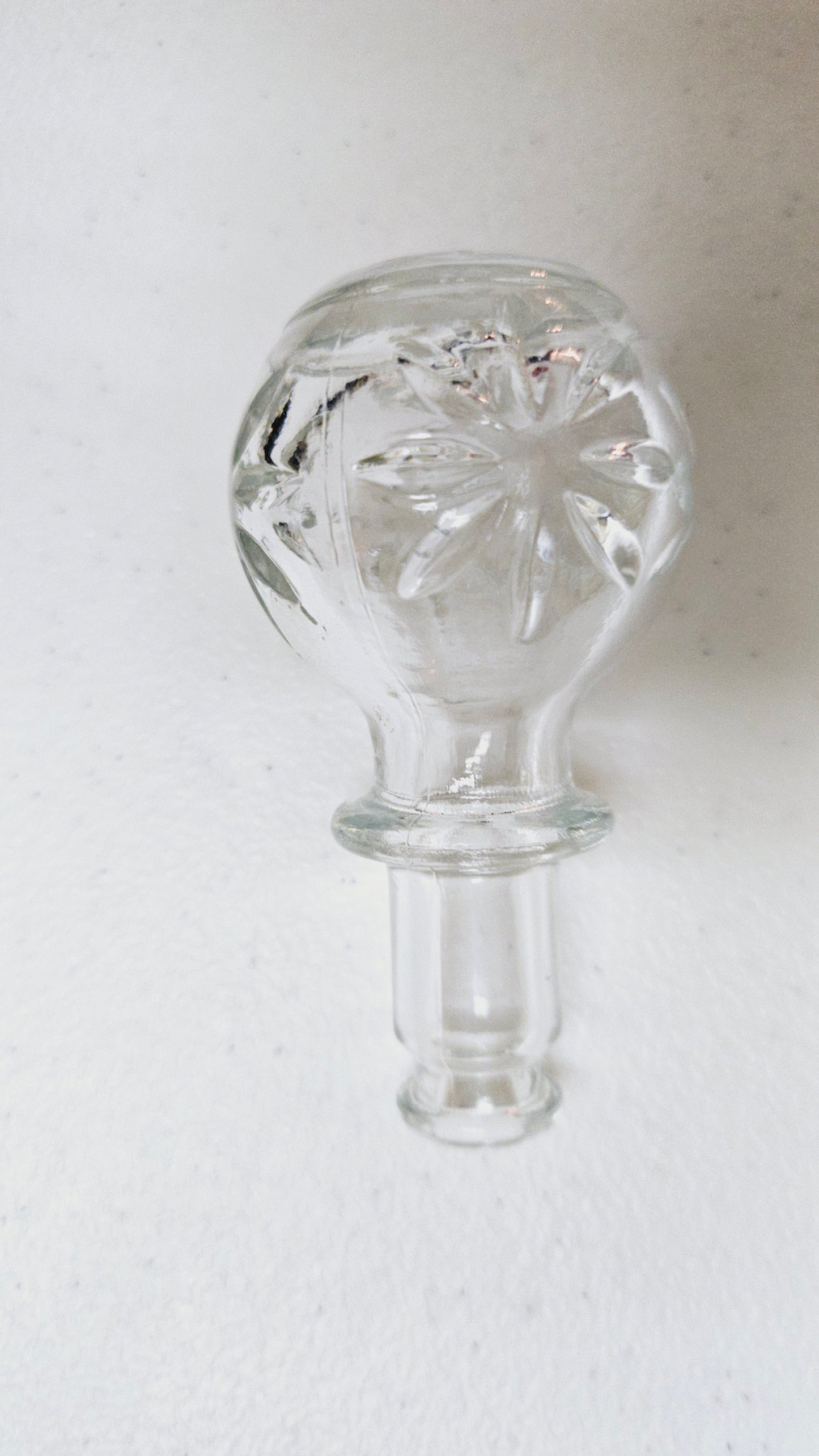 Decanter stoppers