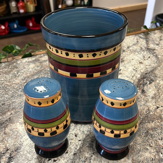 Utensil Holder Salt Shaker Set