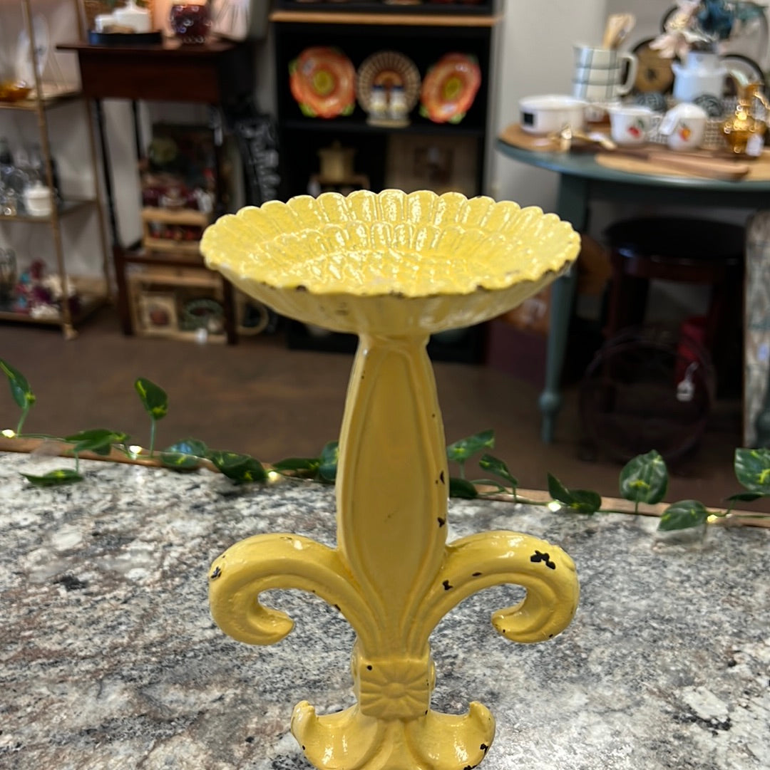 Yellow Rustic Pillar