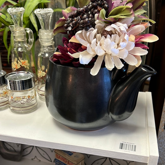 Black Teapot
