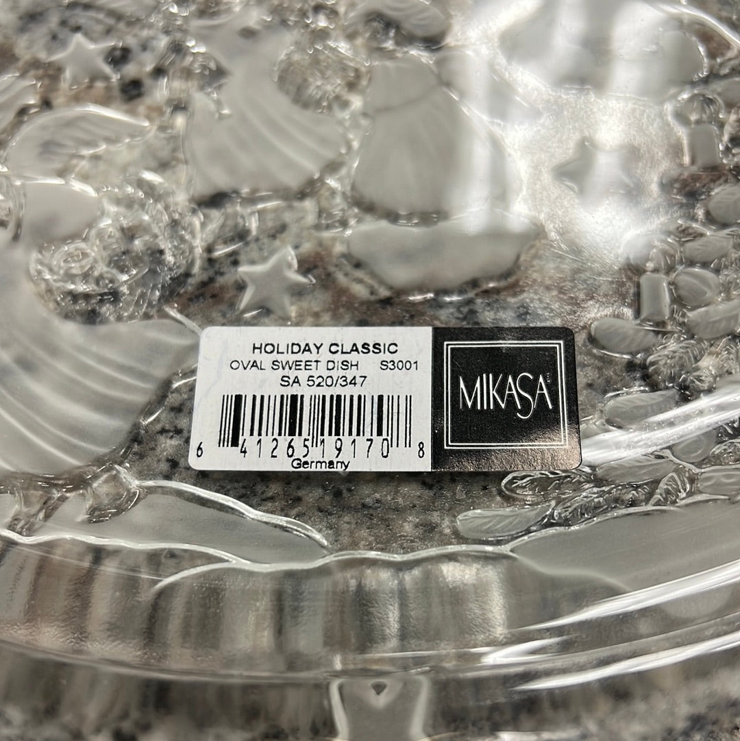 Mikasa Holiday Dish
