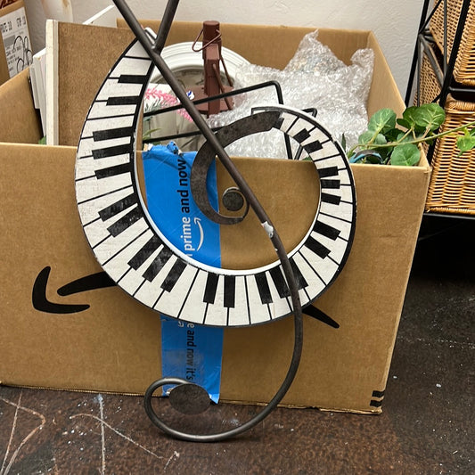 Piano Hanging Sign