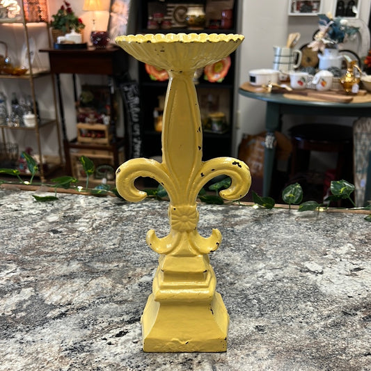 Yellow Rustic Pillar