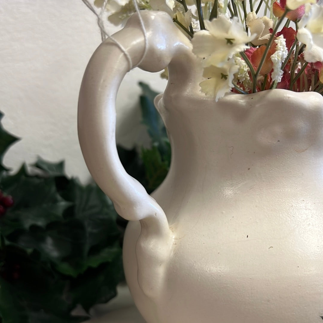 Pitcher & Arrangement