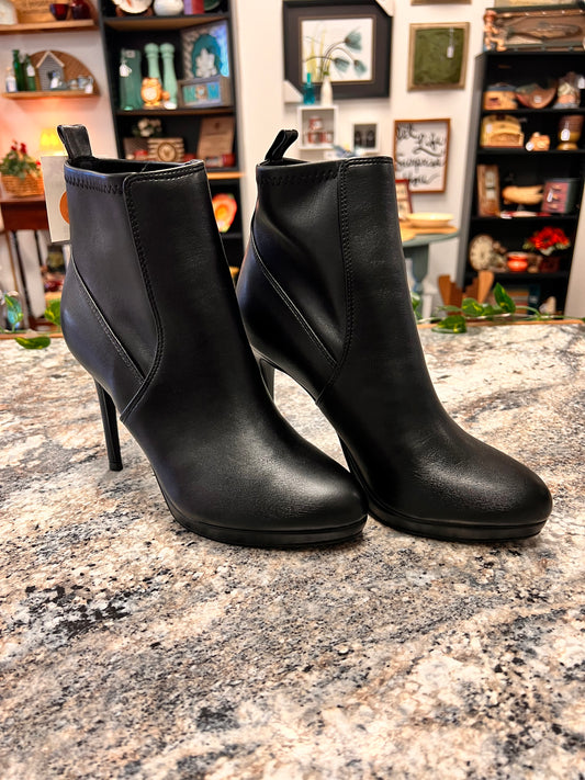 Black Boot Heals NEW