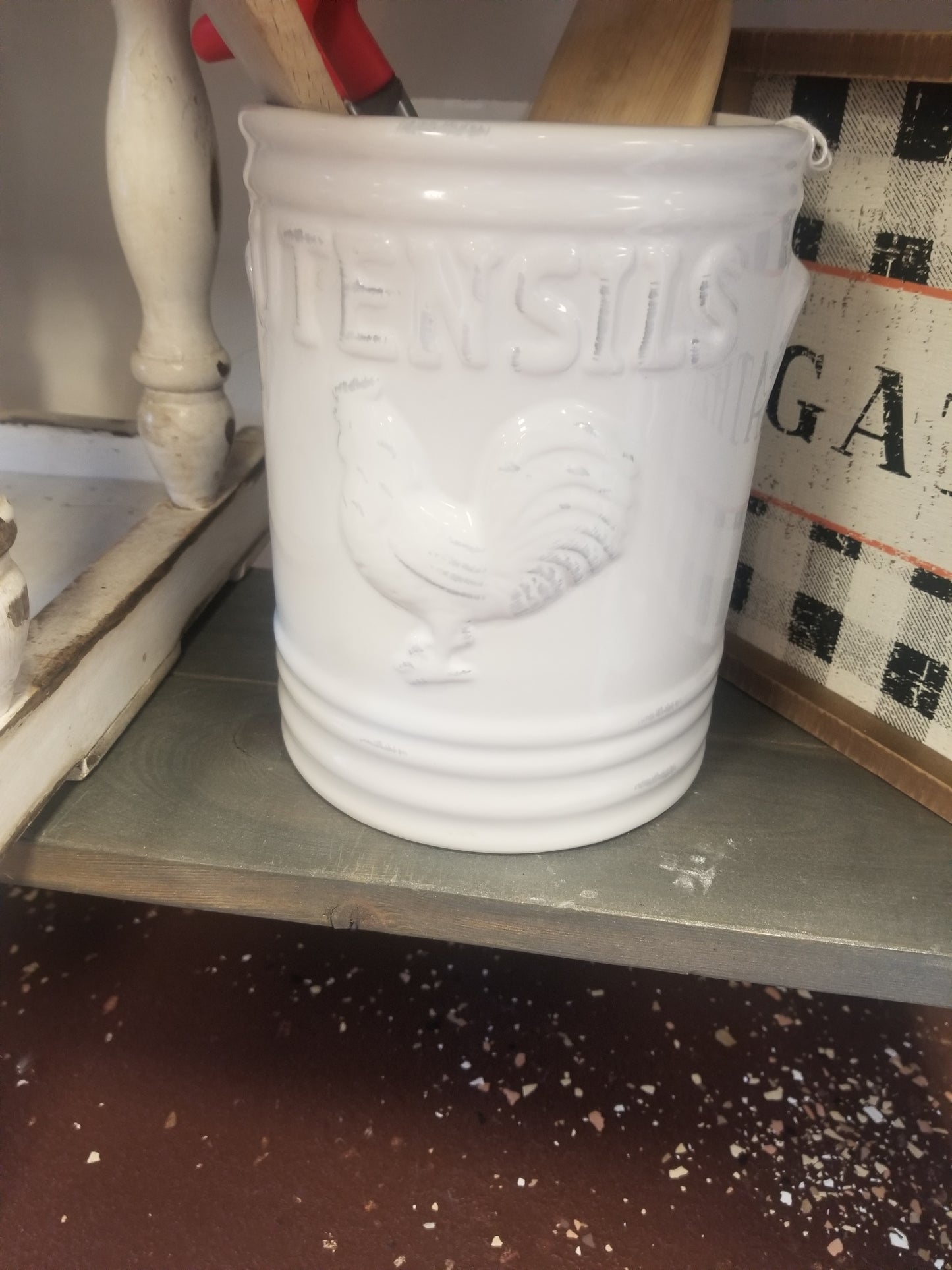 Utensil holder white